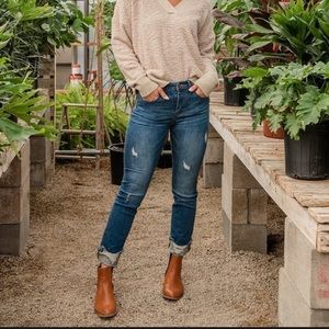 Lightly Distressed Skinny Jeans 31/13